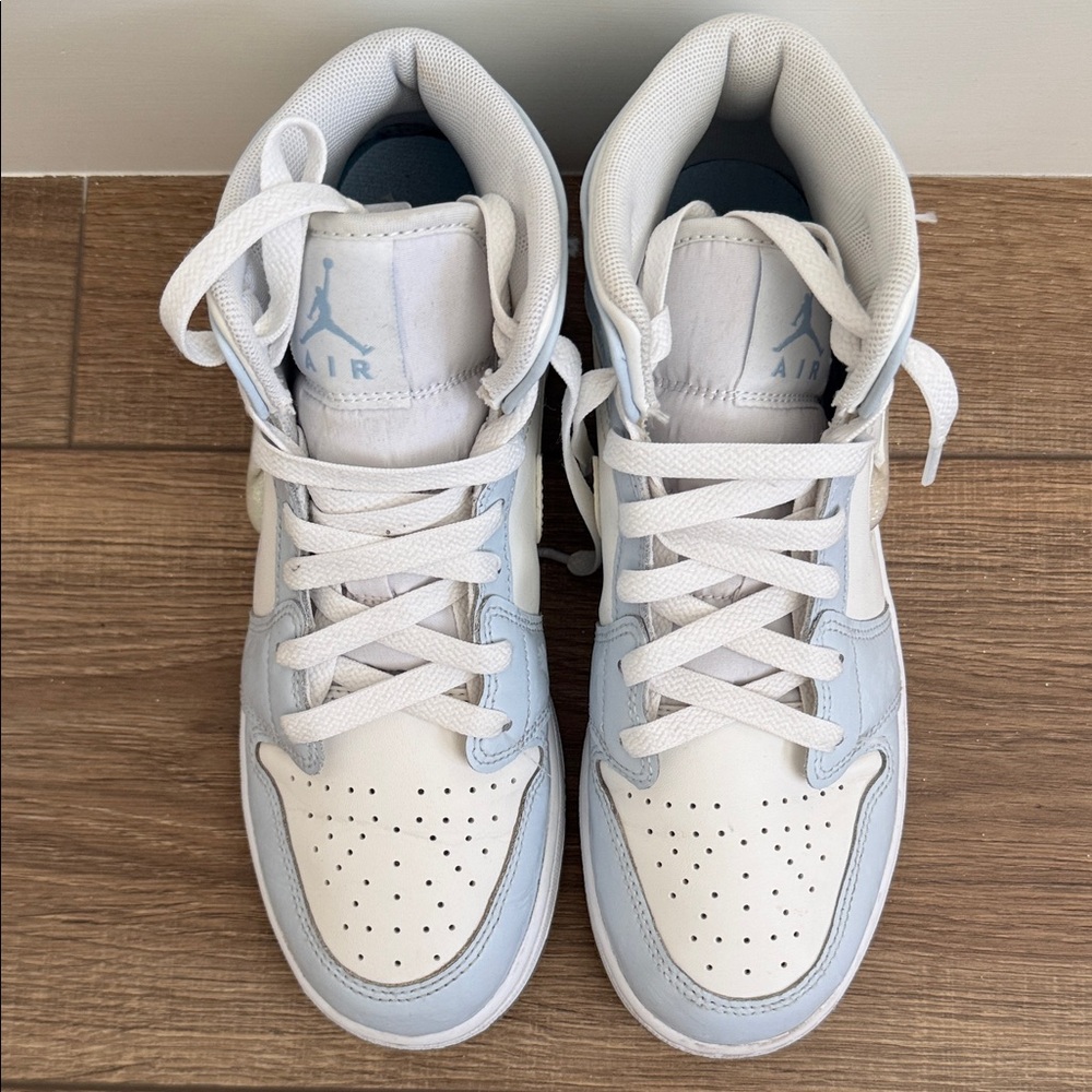 Air Jordan 1 Mid SE GS Glitter Swoosh 6Y